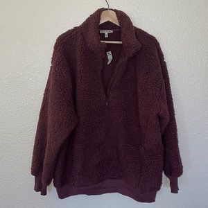 Oversized pullover sherpa
